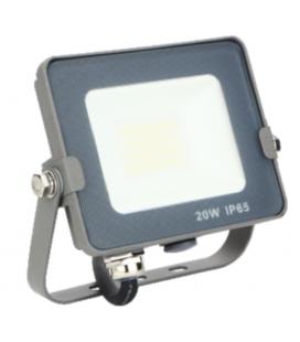 Foco proyector led silver electronics forge ips 65 20w - 5700k luz fria - 1.600lm color gris