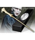 Replica the noble collection harry potter lord voldemort varita con caja y placa de identificacion - Imagen 1