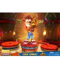 First 4 figures standard estatua 52 cm crash team racing nitro - fueled crash (winner)