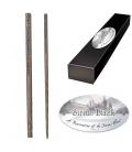 Replica the noble collection harry potter sirius black varita con caja y placa de identificacion