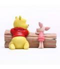 Figura enesco disney winnie the pooh winnie y piglet sobre el tronco