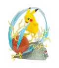 Figura pokemon 25 aniversario con iluminación deluxe pikachu