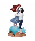 Figura decorativa enesco disney la sirenita ariel y el príncipe eric en ola