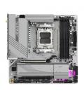 GIGABYTE B650M AORUS ELITE AX ICE Placa base - AMD Ryzen serie 9000, VRM de 12+2+2 fases, hasta 8000 MHz DDR5 (OC), 1xPCIe 5.0 +