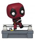Funko Pop! Deluxe: Deadpool - Deadpool on Bridge 